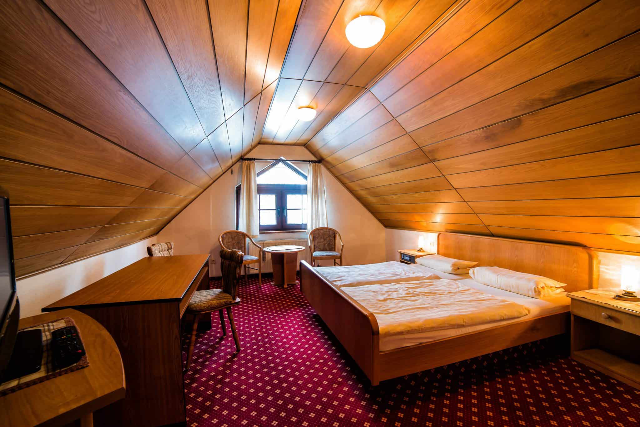 Hotel Pension Hafemann - Zimmer mit Doppelbett
